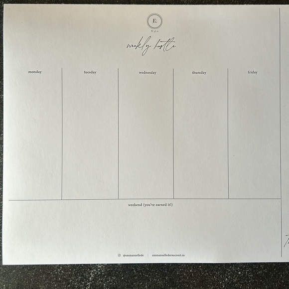 Weekly hustle Planner | white with black binding - Picture 4 of 7